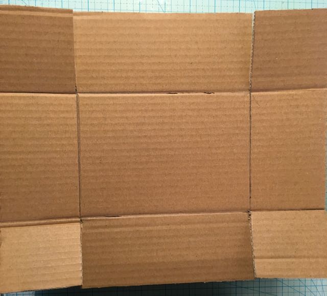 Drawer box made with cardboard