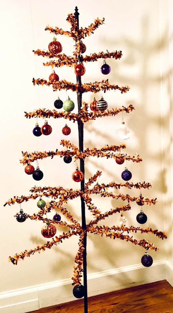 Make a Holiday Fringe Feather Tree - Paper Glitter Glue