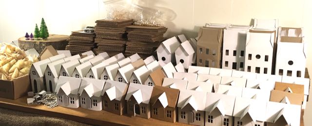 Little Putz houses for the little house making craft party