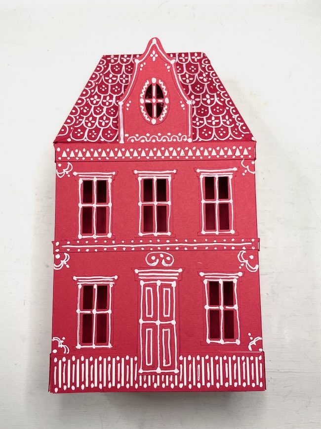 Maison de Halloween converted to Christmas house