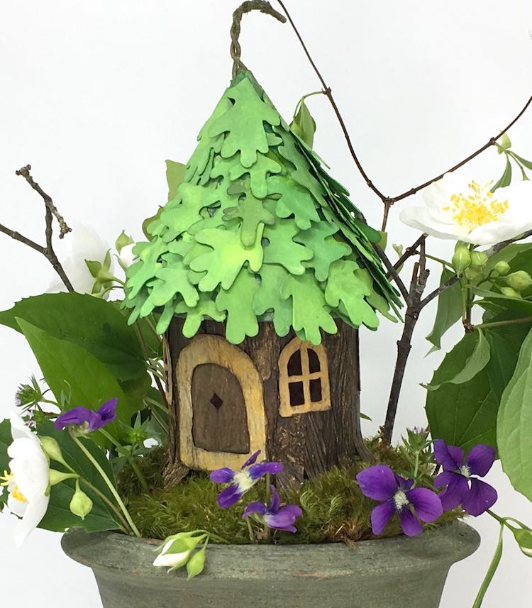 Oak leaf roof paper fairy house
