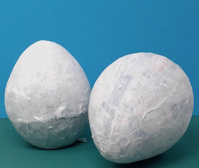 Primed paper mache eggs