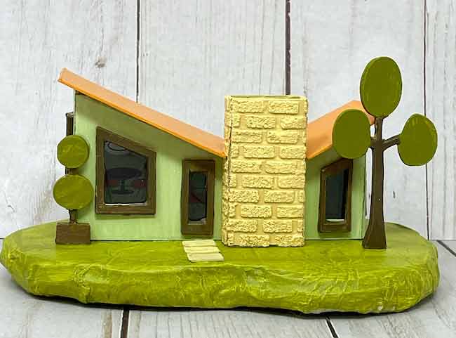 Retro-base-for-mini-mid-century-modern-tiny-house