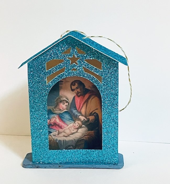 Vintage-inspired ornament with nativity scene