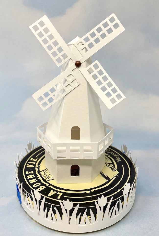 cheese box as base for dutch windmill